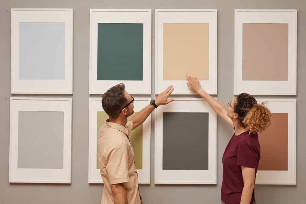 People at art gallery